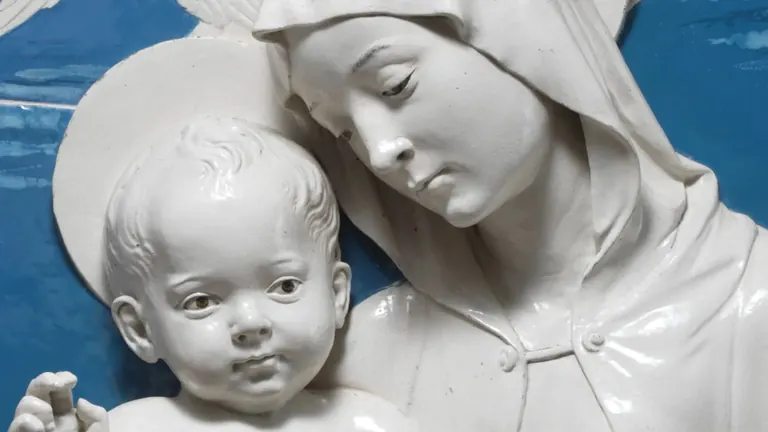 在 The Met 重新发现 Della Robbia