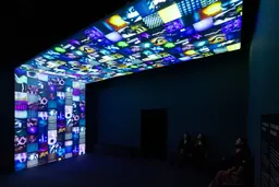 Inauguration de l’exposition Pionniers de l’art des médias (Pioneers of Media Art) au Nxt Museum