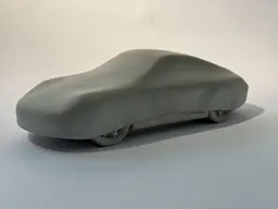 منحوتة Porsche الخرسانية للفنان Gottfried Bechtold