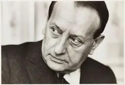 תצלום דיוקן בשחור־לבן של André Malraux