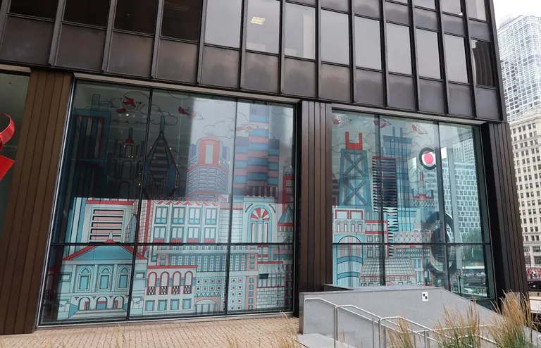 Chicago Architecture Center 內由 Kate Lynn Lewis 創作的 Chicago was Built for Flying 壁畫