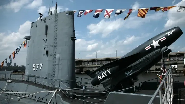 الغواصة USS Growler في Intrepid Museum