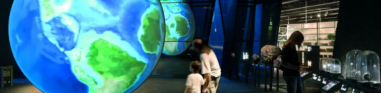 Planet Life permanent exhibition at Museu Blau