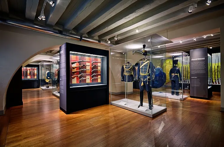 L’exposició Vapen & rockar a Armémuseum
