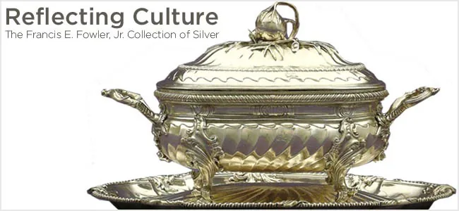 أوانٍ فضية براقة من مجموعة Reflecting Culture الفضية