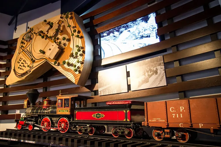 La locomotive Lilly Belle du Walt Disney's Carolwood Pacific Railroad