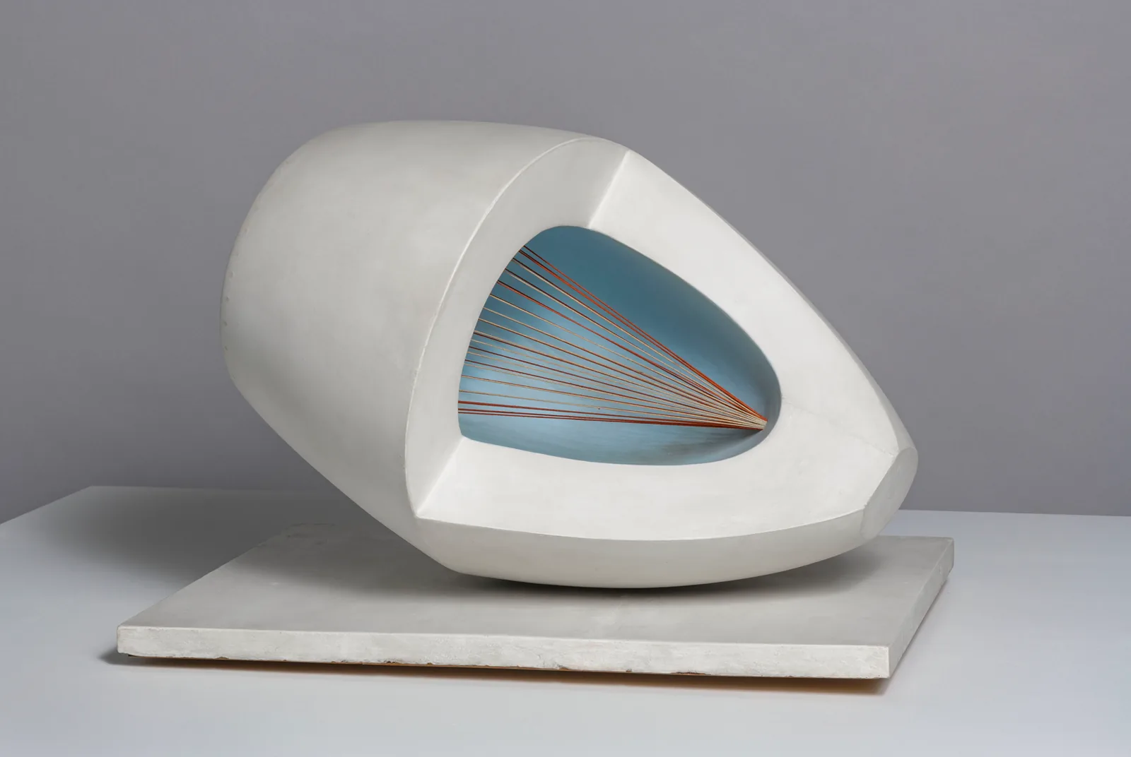 Barbara Hepworth, Sculpture with Colour
