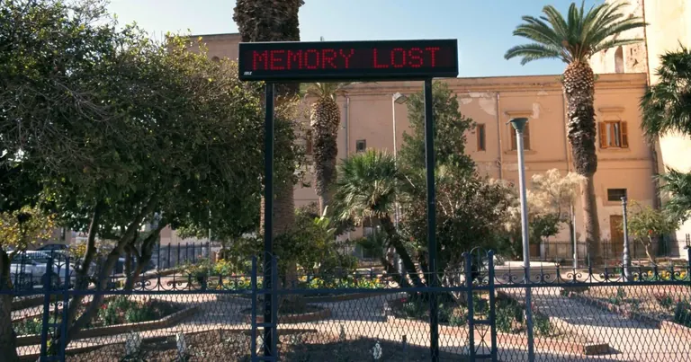 معرض «كل ما نُسي» في المتحف اليهودي في فيينا (Everything Forgotten)