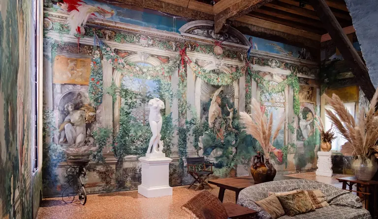 Το οικιακό μουσείο στον πρώτο όροφο του Museo Fortuny