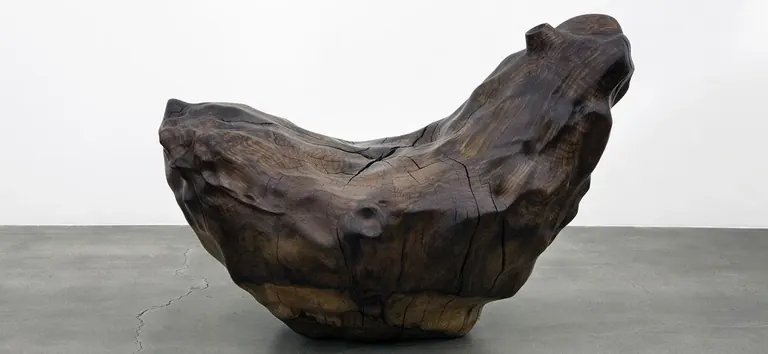 Sculptures d’Alma Allen dans Call Me the Breeze, pavillon des États-Unis, Biennale Arte 2026