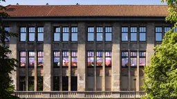 Banz & Bowinkel, COMPOSITIONS / DRIFT, on the Fotografiska Berlin LED façade