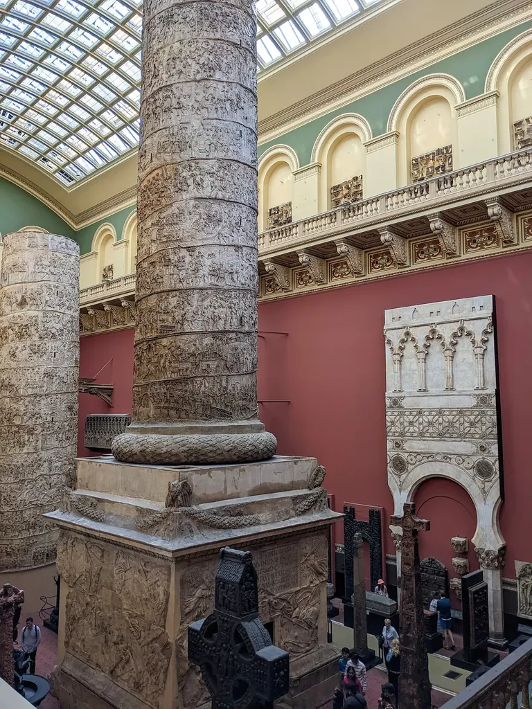 Les Cast Courts del V&A, amb grans reproduccions de guix d’escultures renaixentistes
