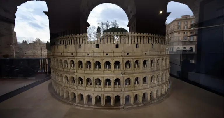 Vue de l’exposition permanente « The Colosseum Tells Its Story »