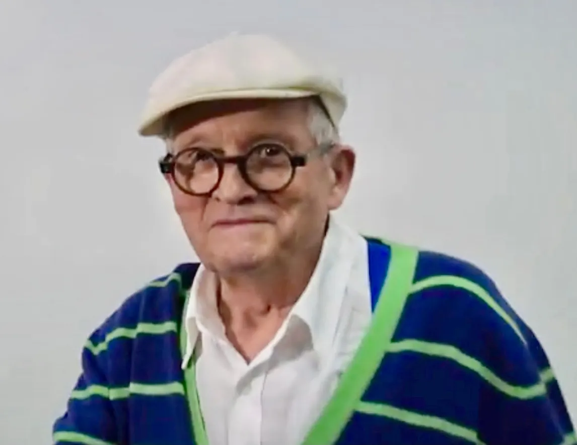 Portrait photograph of artist David Hockney