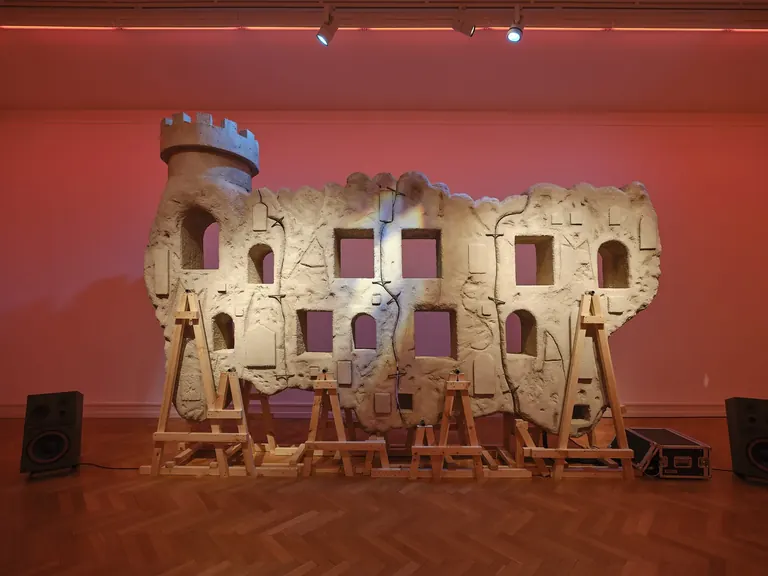 Tai Shani, M.I.A.S.M.A., vue de l’exposition à la Kunsthalle Bern, 2026