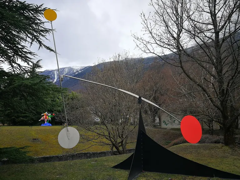 Alexander Calder, Stabile-Mobile «Brazilia» (c. 1965)