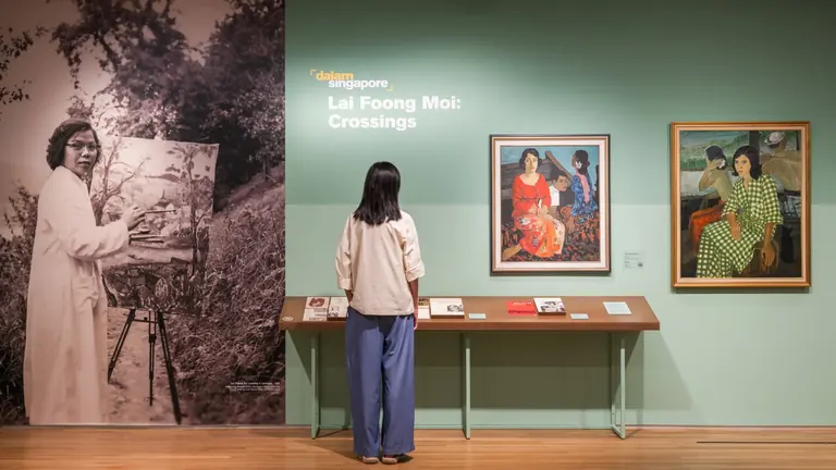Bannière de l’exposition Lai Foong Moi: Crossings