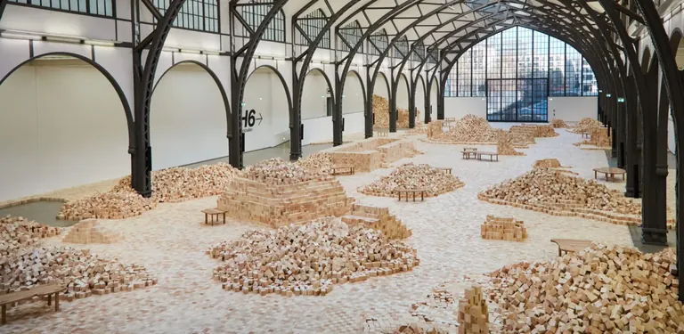 Lina Lapelytė, We Make Years Out of Hours, in the Historic Hall