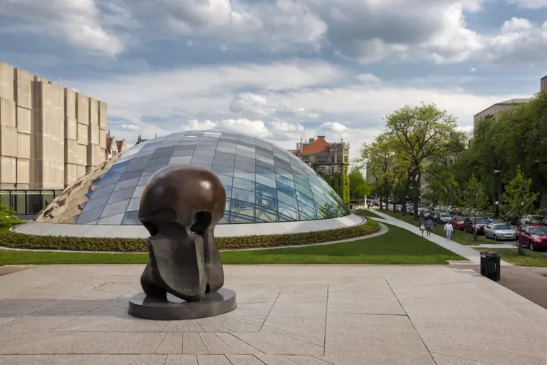 Sculpture Nuclear Energy de Henry Moore, sur le campus de l’Université de Chicago