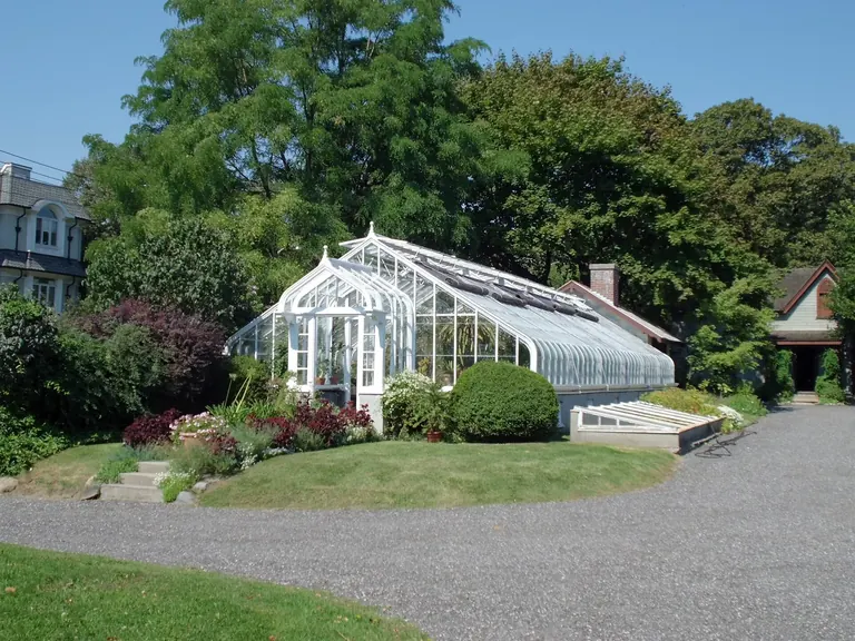 Hivernacle als jardins de Spadina House