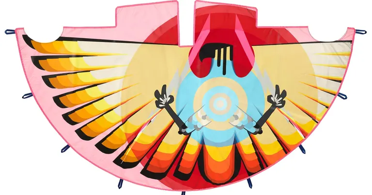 Cannupa Hanska Luger, Special Forces, 2025 : une toile en demi-cercle rose avec un aigle jaune