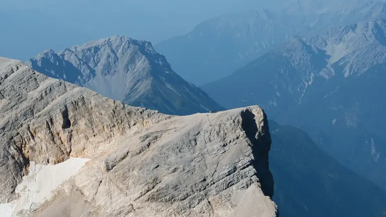 صورة لنهر جليدي من معرض «أنهار جليدية مختلّة التوازن» (Glaciers out of balance)