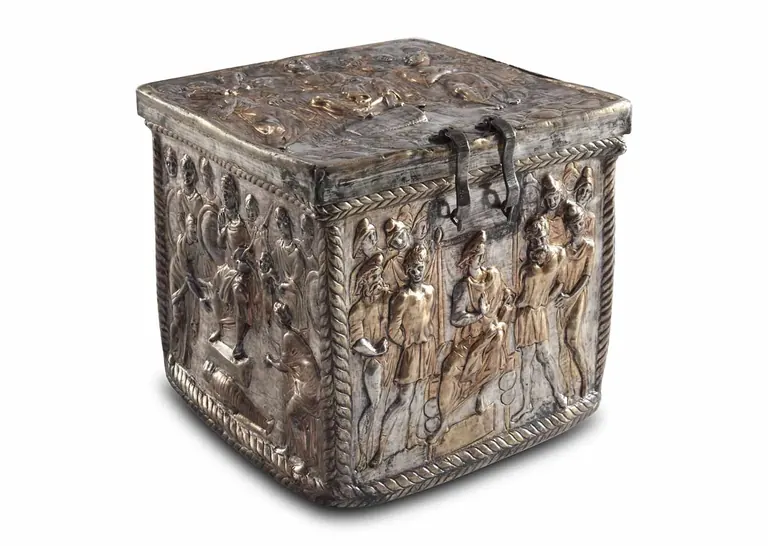 Reliquaire en argent provenant du Trésor de Saint-Nazaire