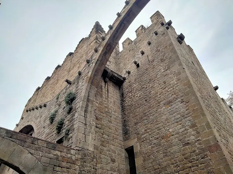 North façade of the Drassanes Reials, the medieval Royal Shipyards that house the Museu Marítim de Barcelona
