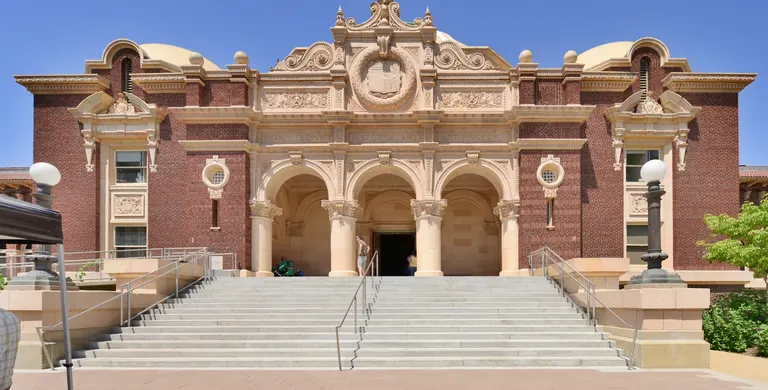 Extérieur du Natural History Museum of Los Angeles County, dans Exposition Park