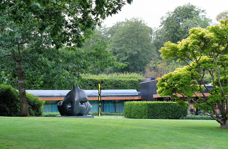 Εξωτερική άποψη του Louisiana Museum of Modern Art στο Humlebæk