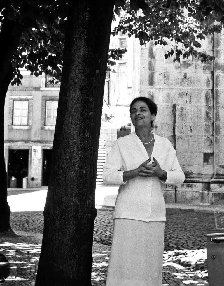 Vieira da Silva photographed by João Cutileiro in 1956