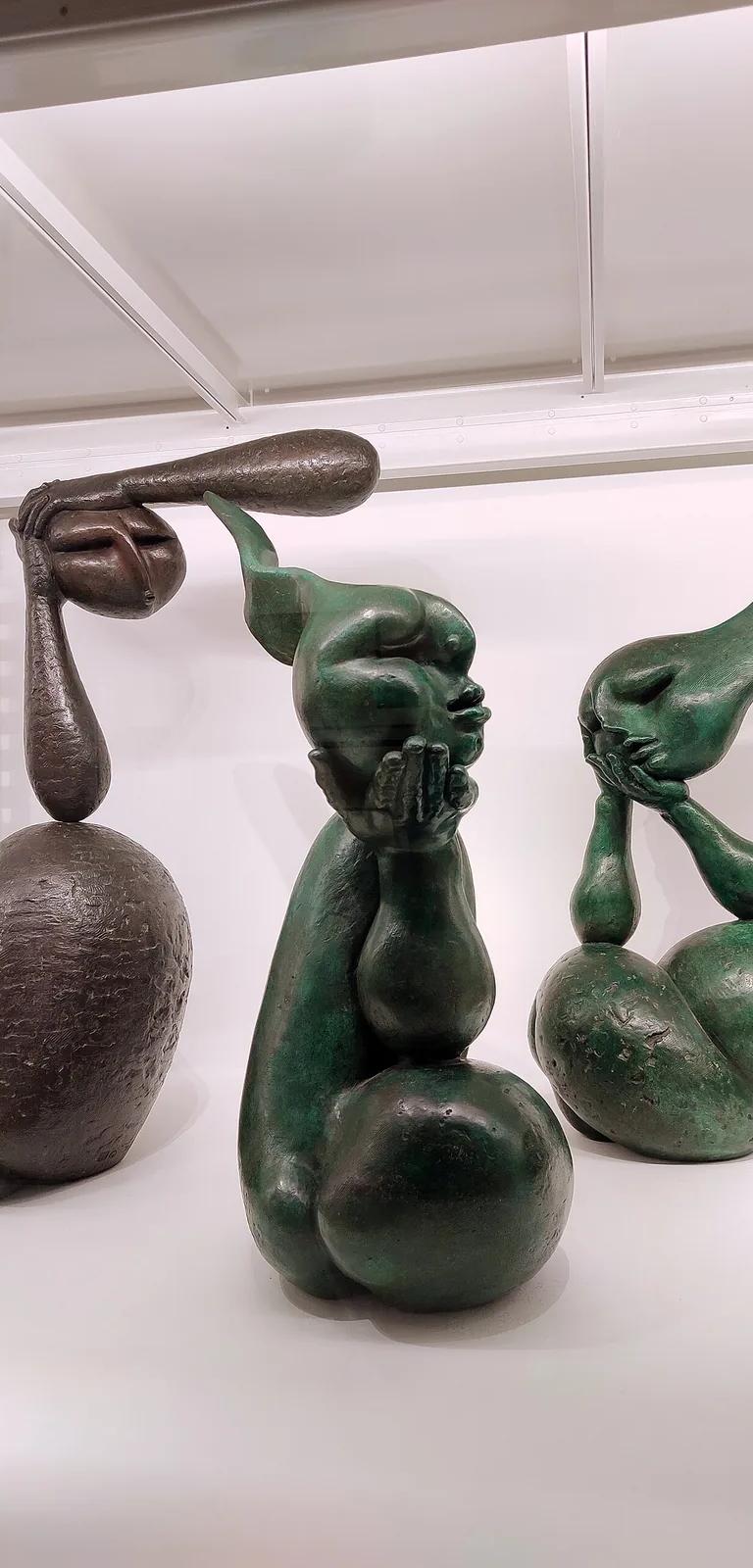 Looking Ahead, Hopeful & Dreaming by Ng Eng Teng, on display at NUS Museum