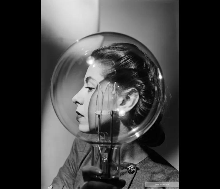 Lee Miller, Model with a lightbulb, c.1943 (Lee Miller Archives)