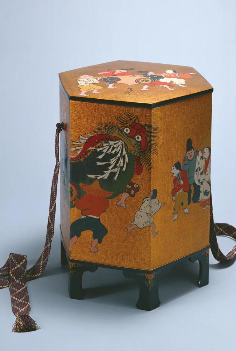 Kamisaka Sekka, Ornamental Box with Lacquered Drawings of Men Performing a Ceremony, Taisho period