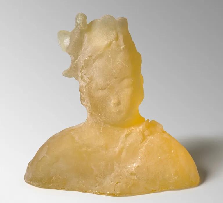 Leiko Ikemura, Yellow Figure with Hummingbird, glass sculpture