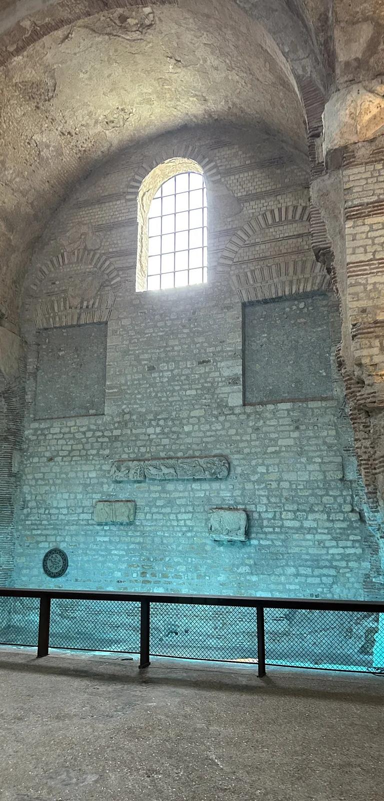 The vaulted frigidarium of the Gallo-Roman Thermes de Cluny