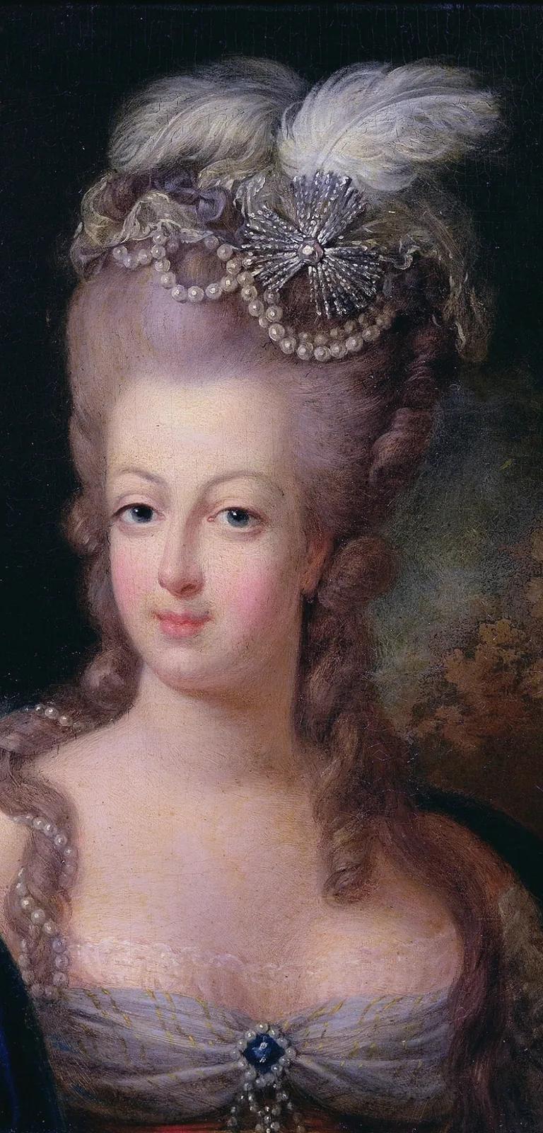 Marie Antoinette fashion and style
