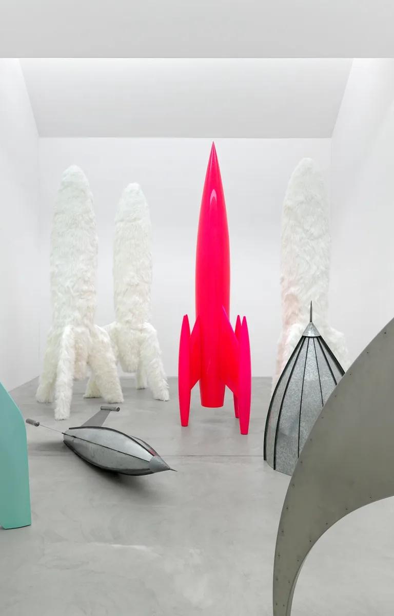 Sylvie Fleury, Shoplifters from Venus, 2023