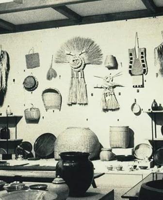 Works from a past New Works Competition and Exhibition at the Japan Folk Crafts Museum