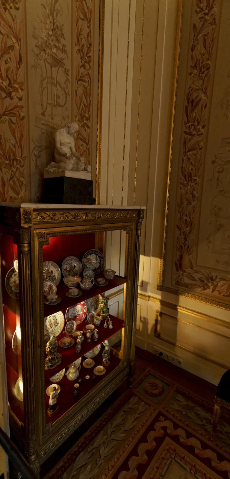 The Louis XVI-style ballroom of Museum Willet-Holthuysen, restored to its 1865 appearance