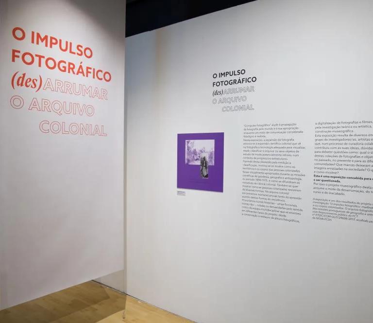 O Impulso Fotográfico exhibition view
