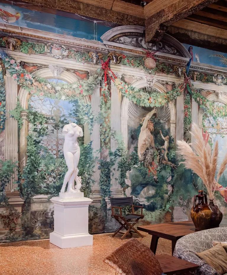 The first-floor house museum at Museo Fortuny