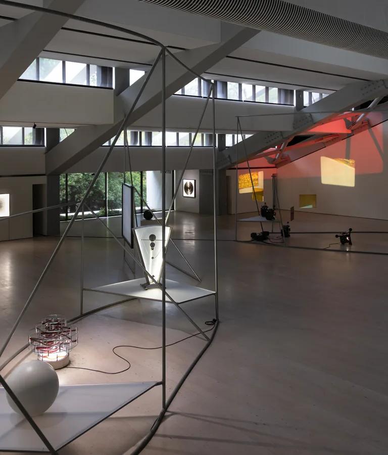 Rosa Barba. Drawing Vocabularies at CAM Gulbenkian