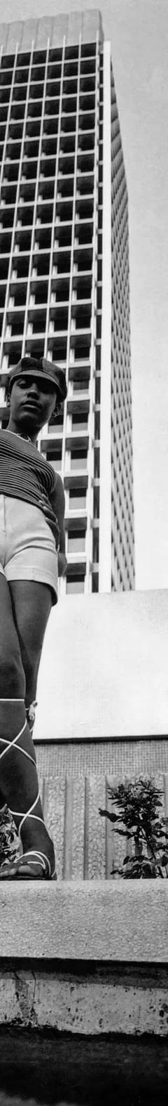 Paul Kodjo photograph from Abidjan in the 1970s, featured in Photoromance