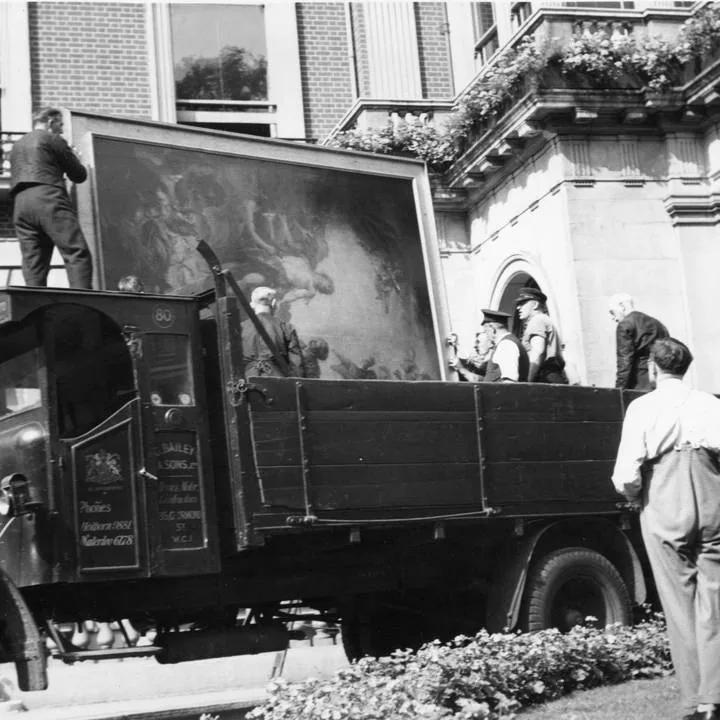 Wartime photograph of paintings being evacuated from Hertford House, the Wallace Collection