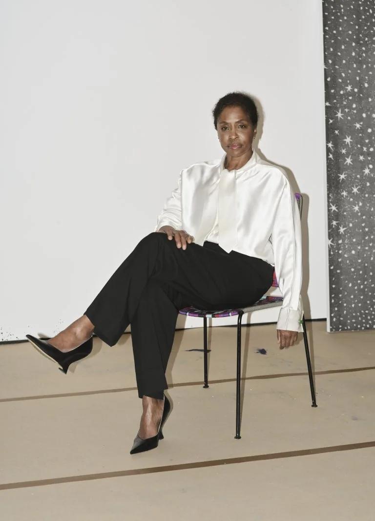 Portrait of artist Lorna Simpson