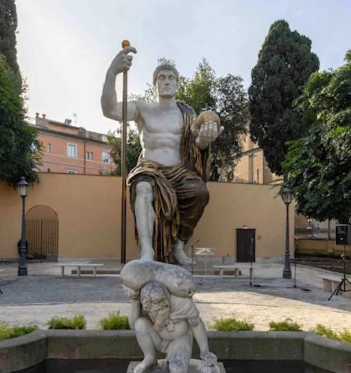 Reconstruction of the colossal statue of Constantine at Villa Caffarelli