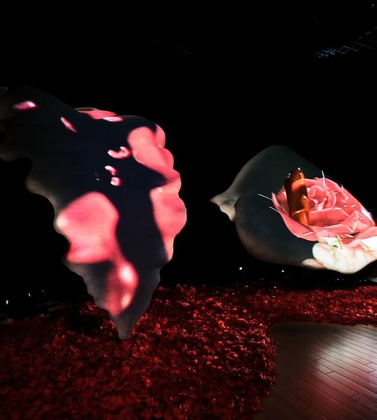 Idemitsu Mako: What a Woman Made exhibition still