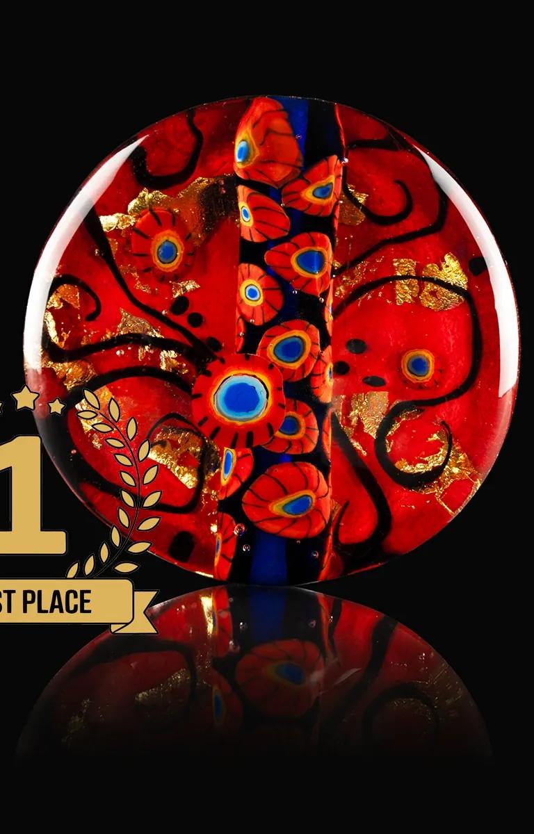 Glass bead by Susan Otto Bain, finalist in La Tua Perla per Venezia 2026