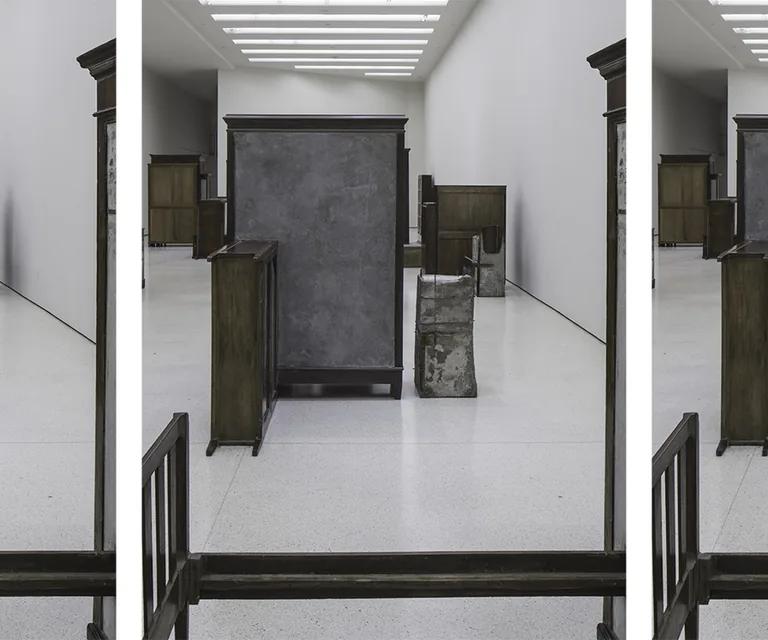 Doris Salcedo exhibition image